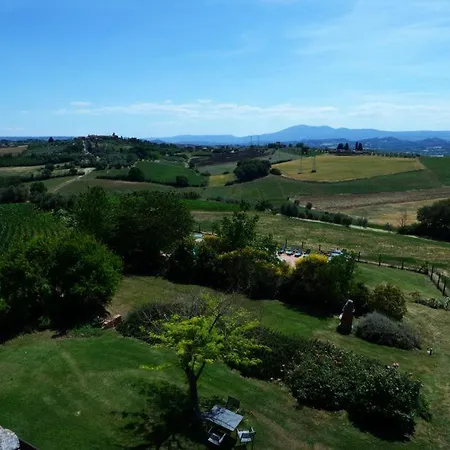 Vaiano Sleeps 17 With Pool Air Con And Wifi * Vaiano (Lazio)