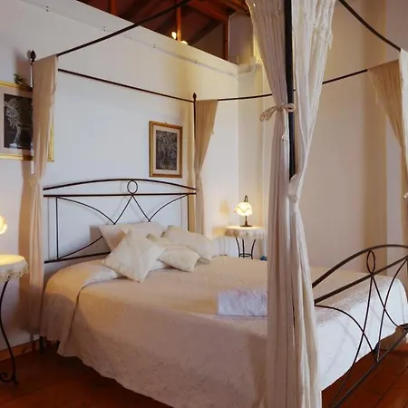 Vaiano Sleeps 17 With Pool Air Con And Wifi * Vaiano (Lazio)