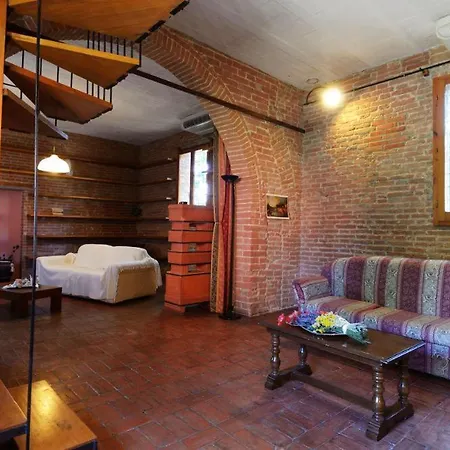 Villa Vaiano Sleeps 17 With Pool Air Con And Wifi