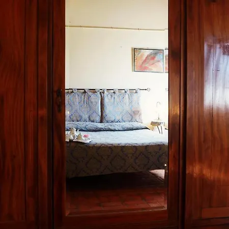 Villa Vaiano Sleeps 17 With Pool Air Con And Wifi